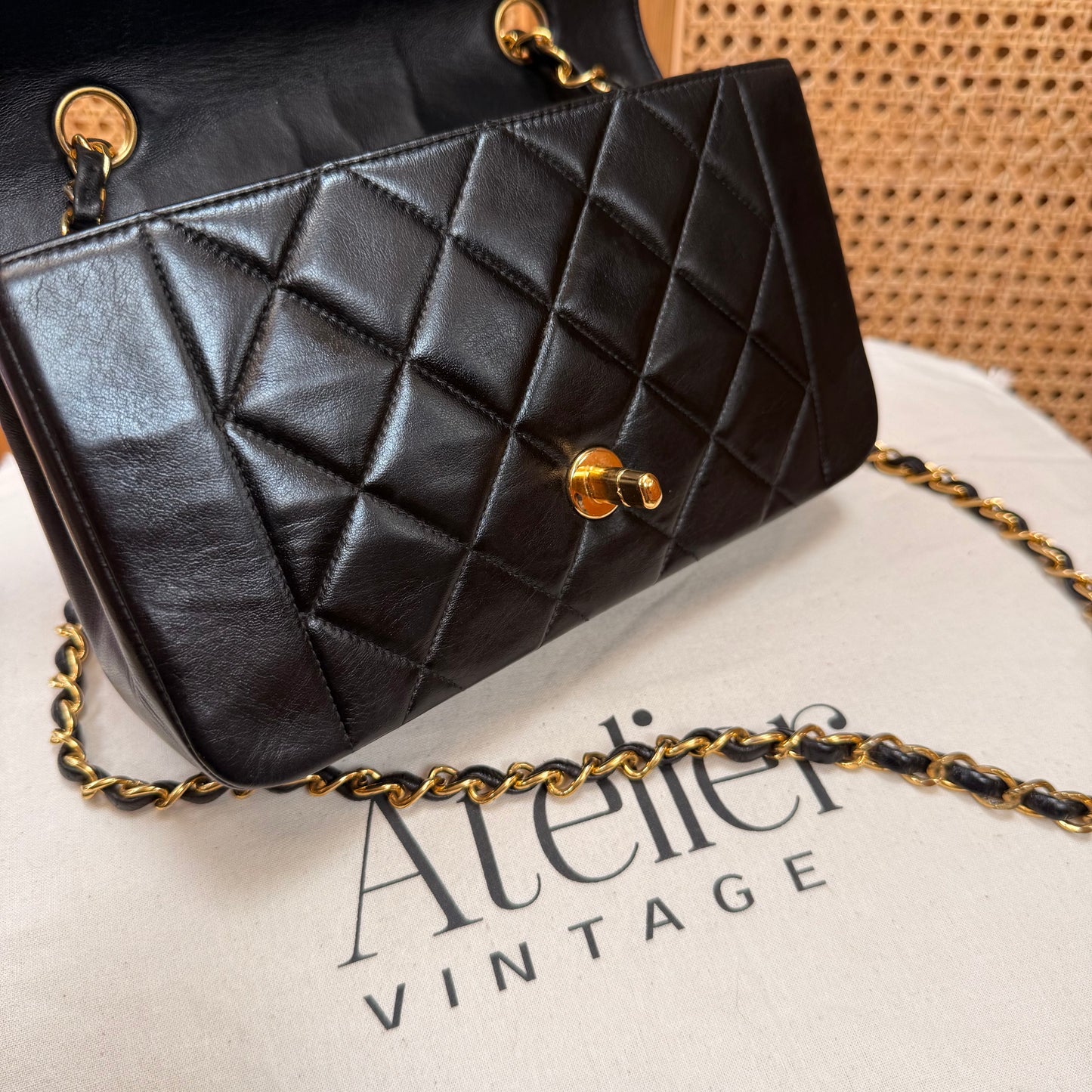 Chanel 1991 Vintage Classic Diana Small
