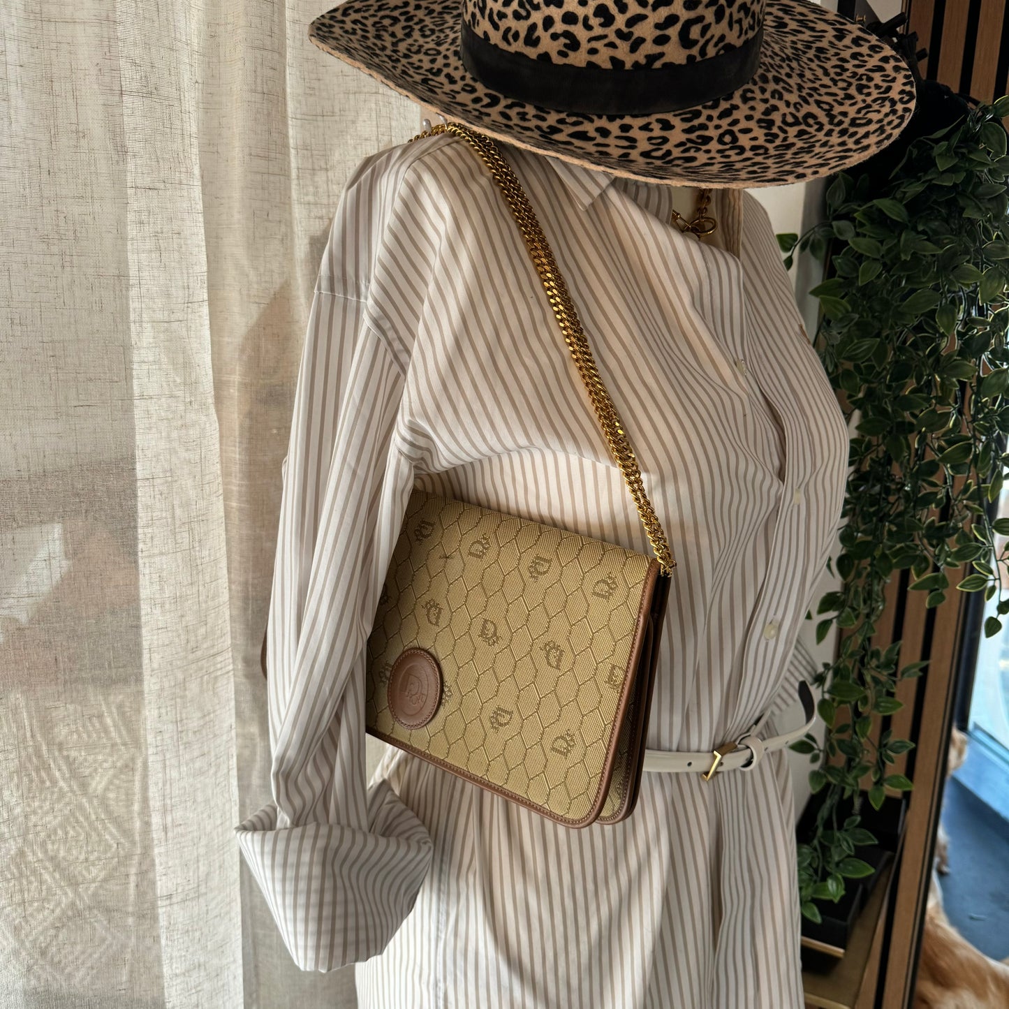 Dior 1980s Beige Honeycomb Two Way Chain Strap Bag