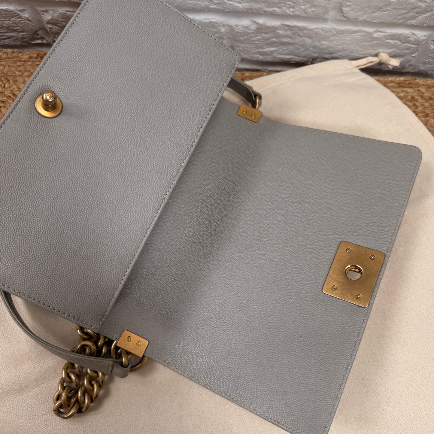 Chanel 2018 Le Boy Caviar Old Medium Grey