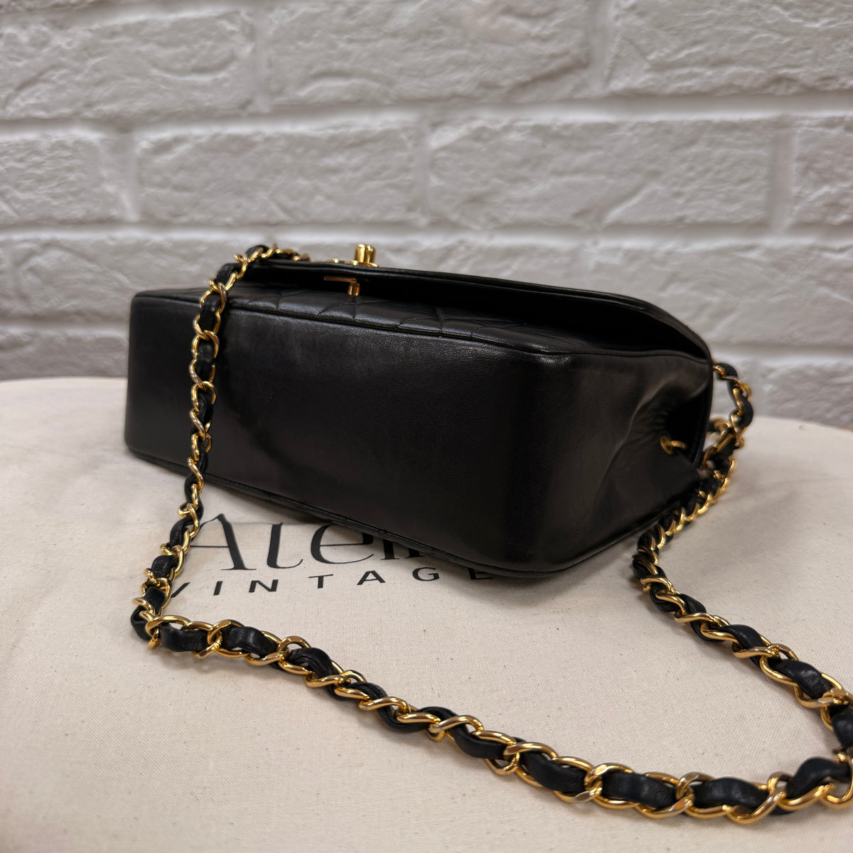 Chanel 1991 Vintage Classic Diana Small