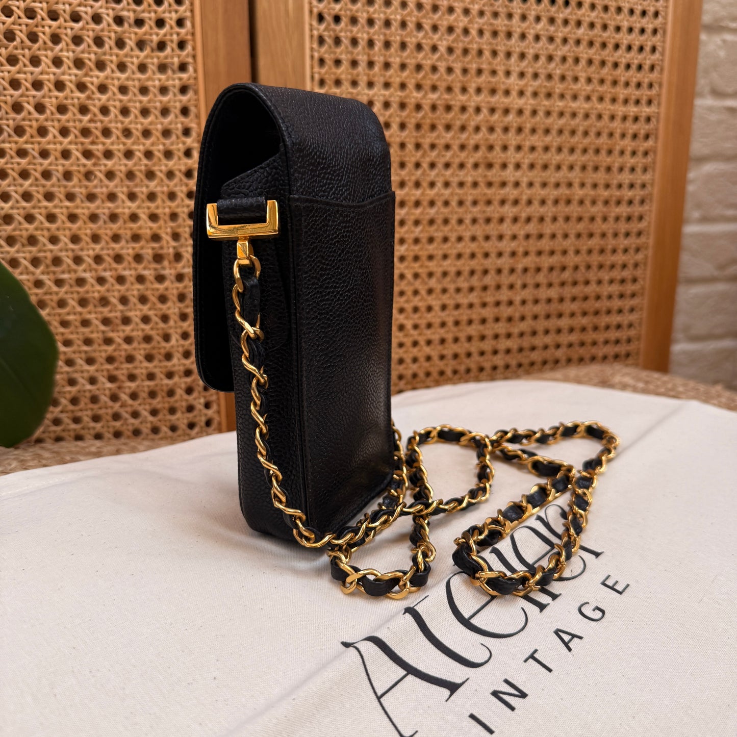 Chanel 1994 Caviar Pochette - Black Caviar Leather & 24k gold hardware