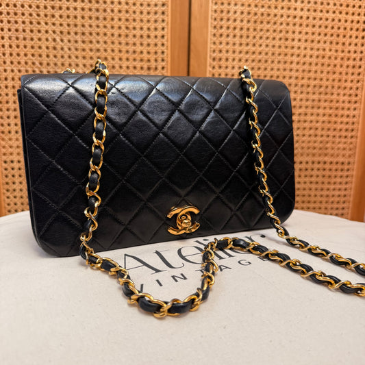 Chanel 1989 Classic Medium Rectangle Full Flap