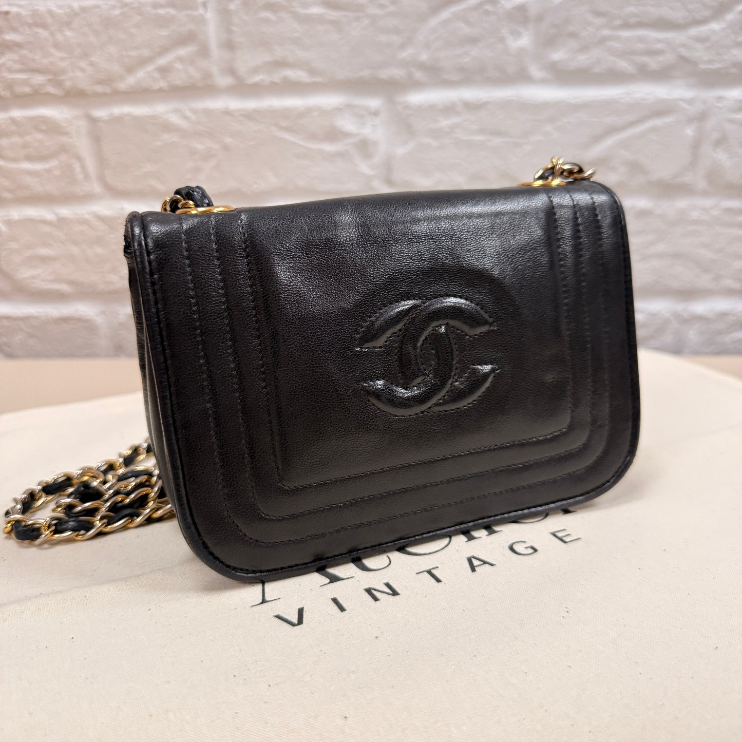 Chanel 1986 CC Quilted Full Flap