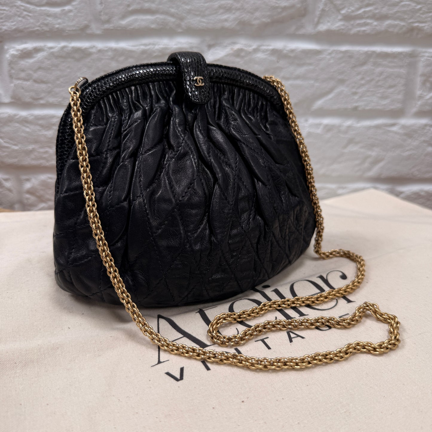 Chanel ULTRA RARE Early 1980s Navy Lambskin & Lizard Skin Kiss lock Frame Bag
