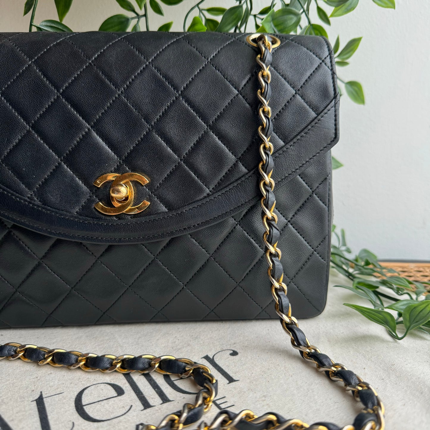 Chanel 1986 Curved Single Flap