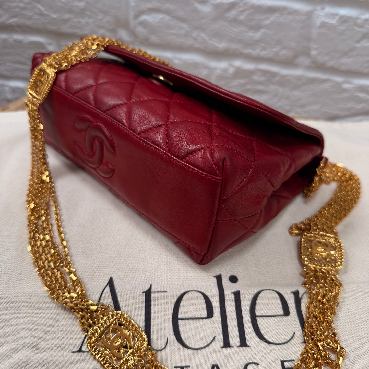 Chanel ULTRA RARE 1986 Single Flap with six strand 24k gold plated chain with CC logo stations