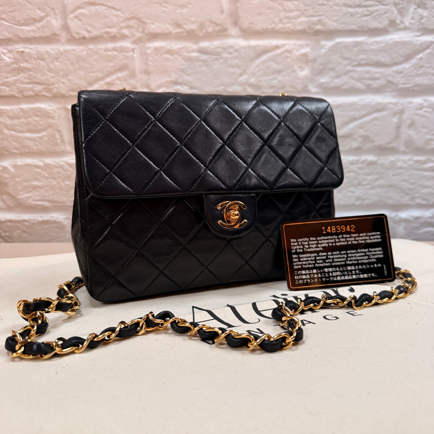 Chanel 1991 Classic Square Single Flap Medium black