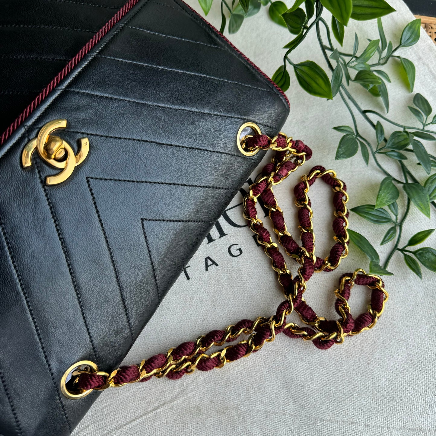 Chanel 1991 Bi Color Chevron Quilted Single Flap
