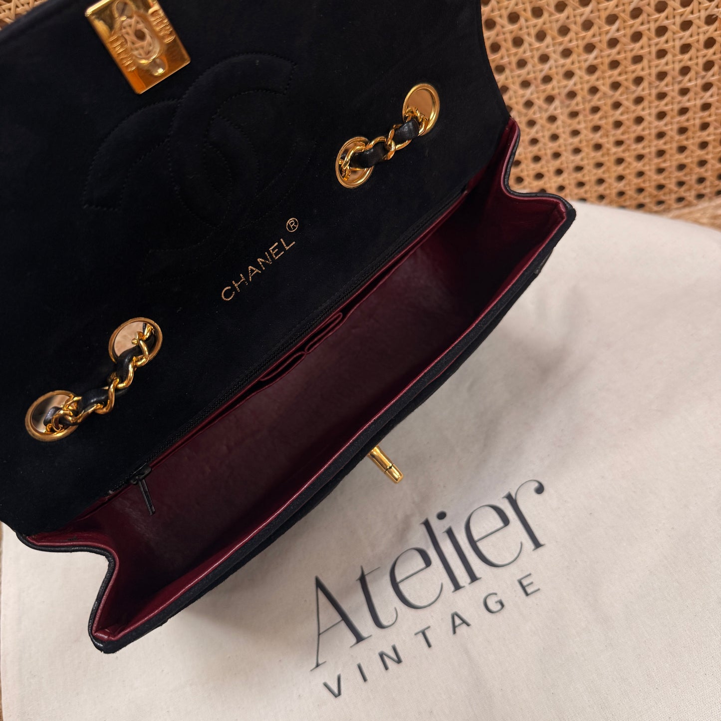 Chanel 1986 rare & limited edition single flap in black suede & Lambskin leather