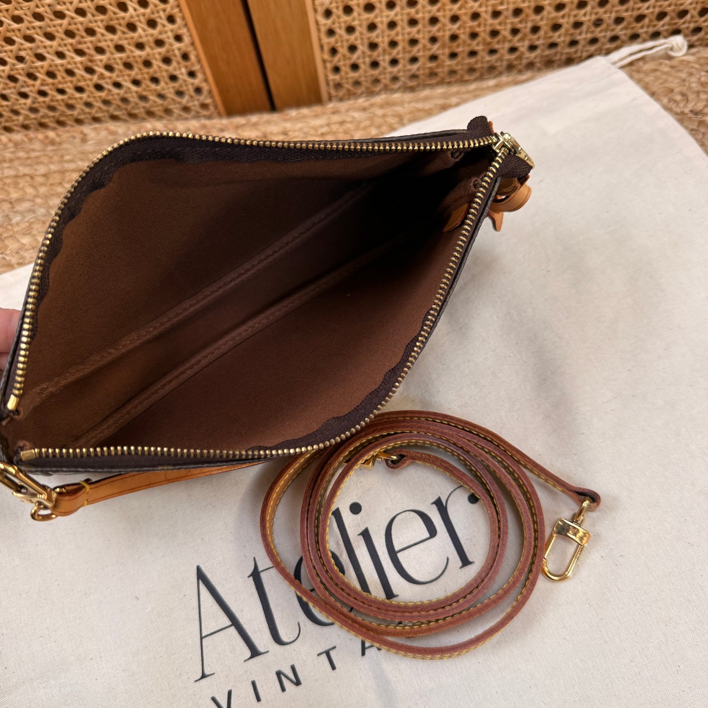 Louis Vuitton 2000 Pochette Accesssoires with second Crossbody Strap