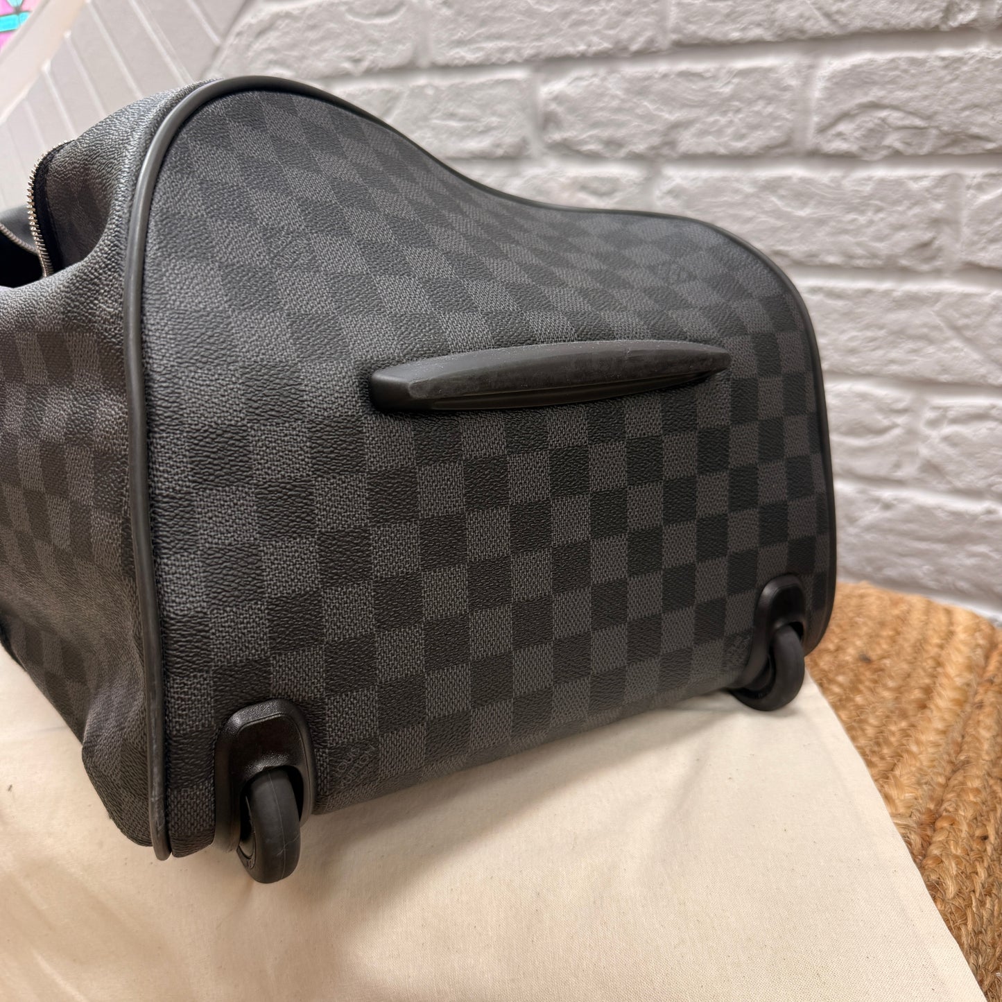 Louis Vuitton 2015 Neo Eole 55 duffel bag with wheels