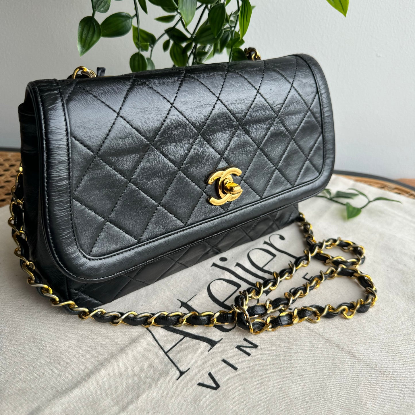 Chanel 1989 CC Turnlock Single Flap