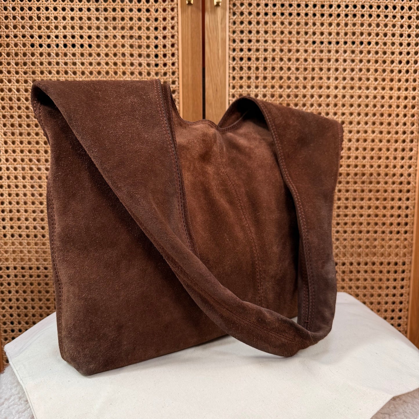 Bottega Veneta 2003 Tan Suede Hobo Tote
