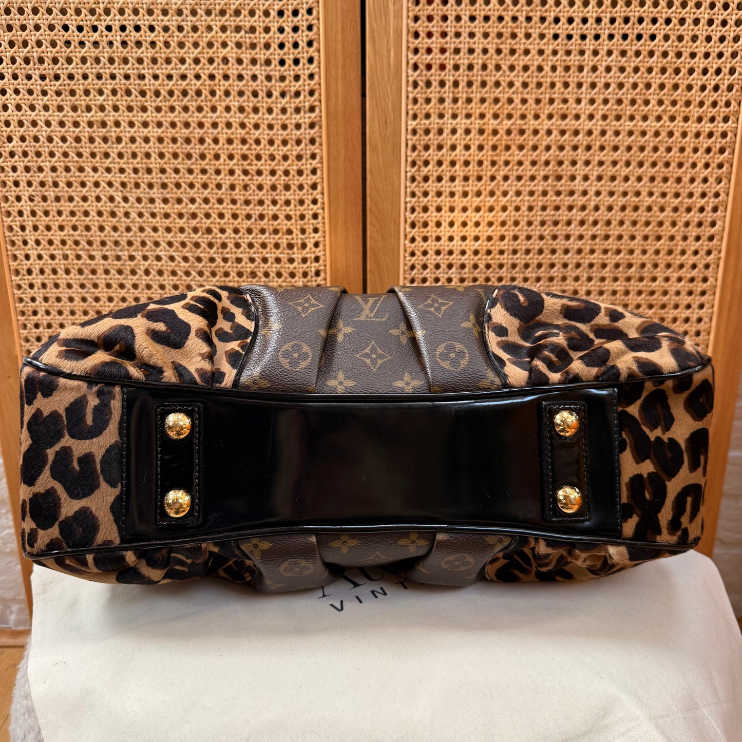 Louis Vuitton 2006 Super rare & immaculate Stephen Sprouse Polly on monogram & Leopard pony hair