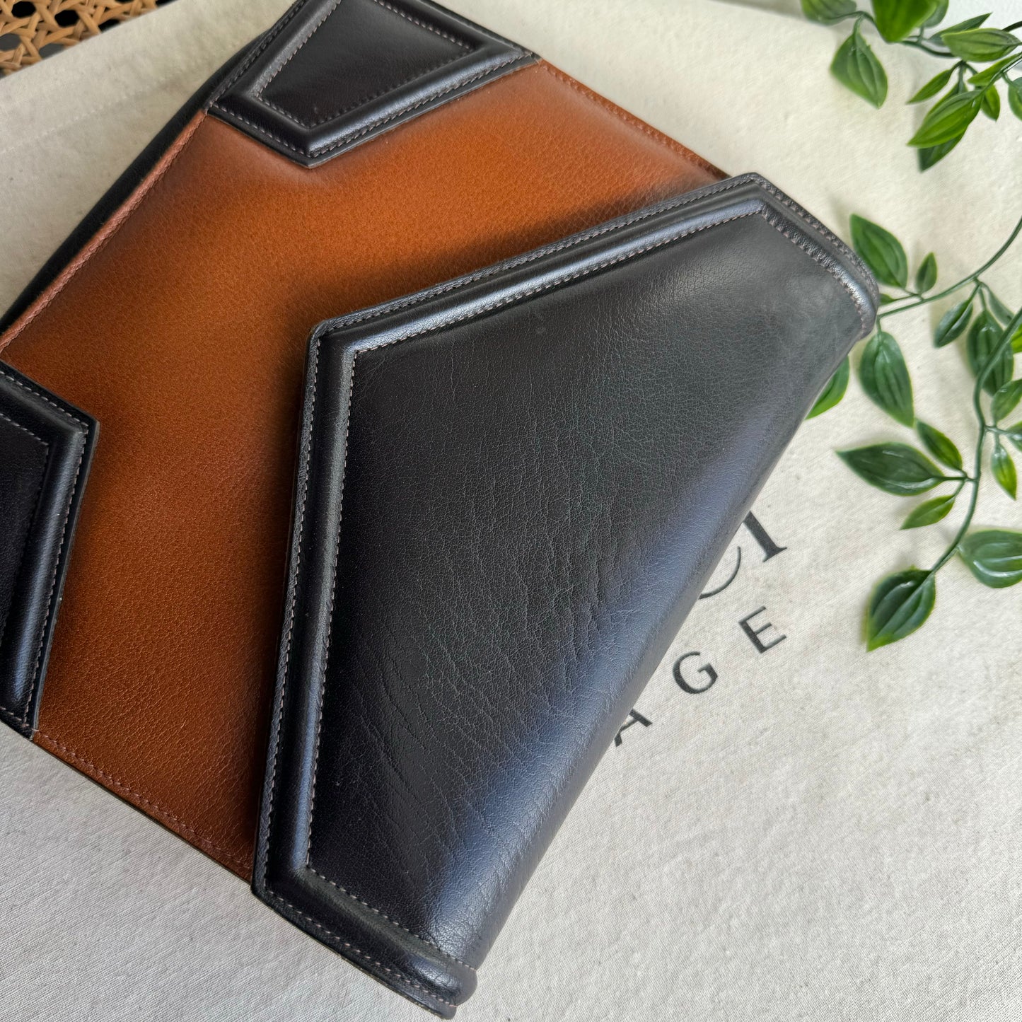 Saint Laurent Vintage Clutch (included non branded chain strap)