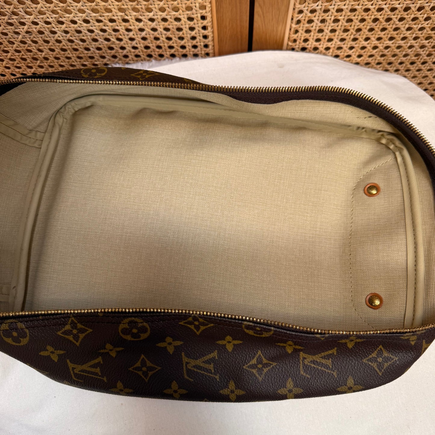 Louis Vuitton 1995 Excursion