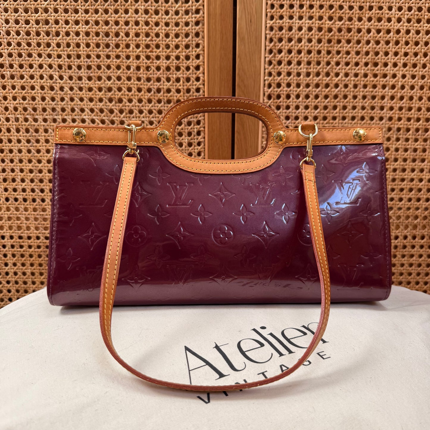 Louis Vuitton LOUIS VUITTON 2008 Bordeaux Roxburgh Vernis & Leather Two way