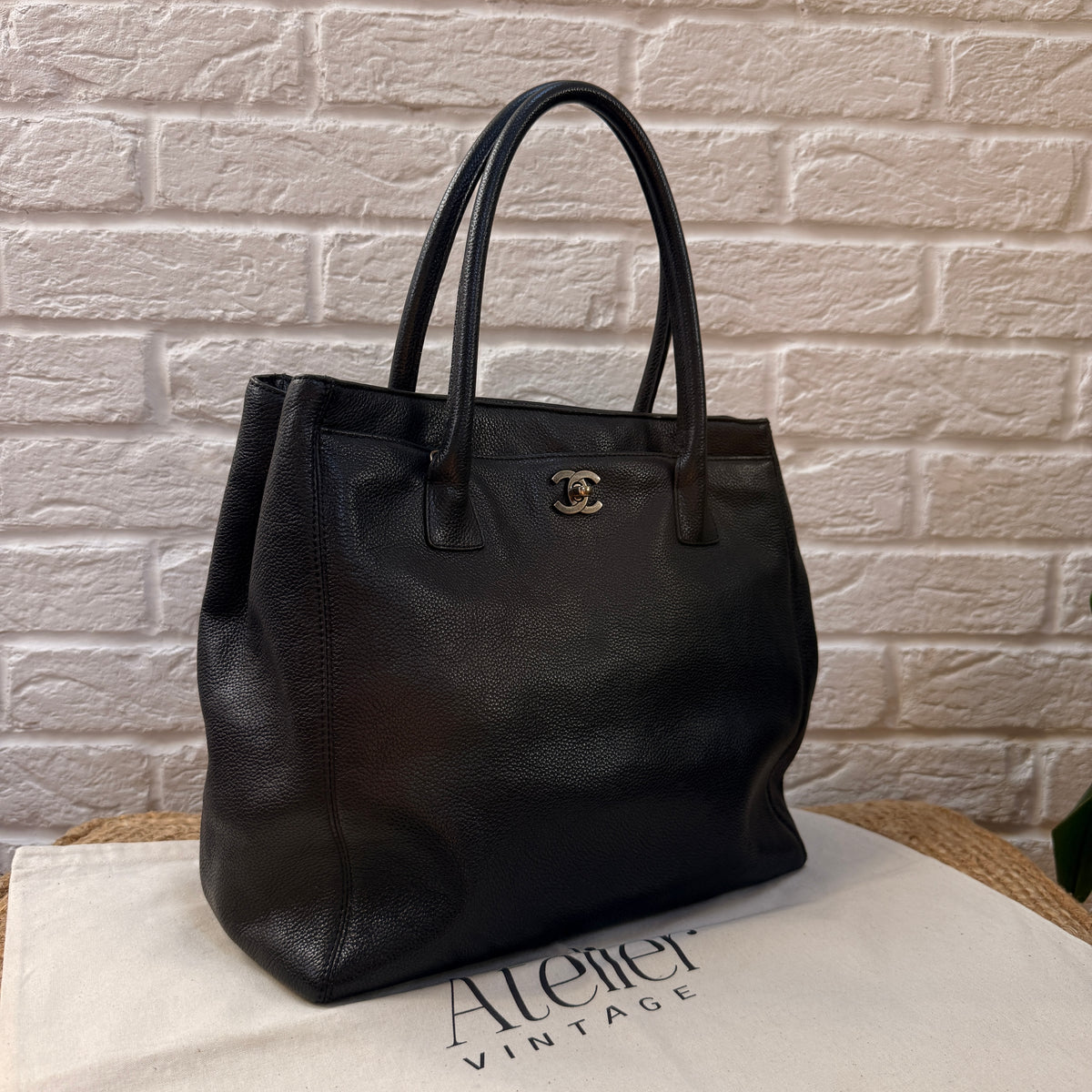 Chanel 2000 Tall Executive Cerf Tote
