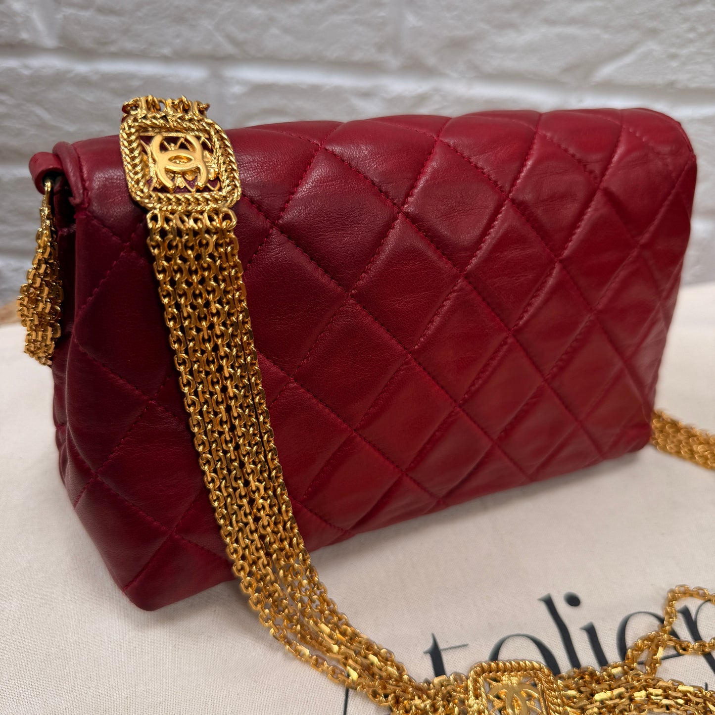 Chanel ULTRA RARE 1986 Single Flap with six strand 24k gold plated chain with CC logo stations