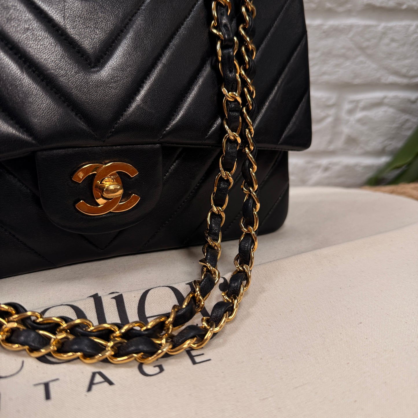 Chanel 1991 Rare & Limited Edition Chevron Classic double flap medium
