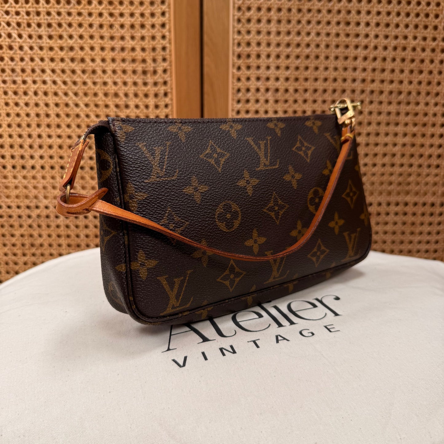 Louis Vuitton 1998 Pochette Accesssoires