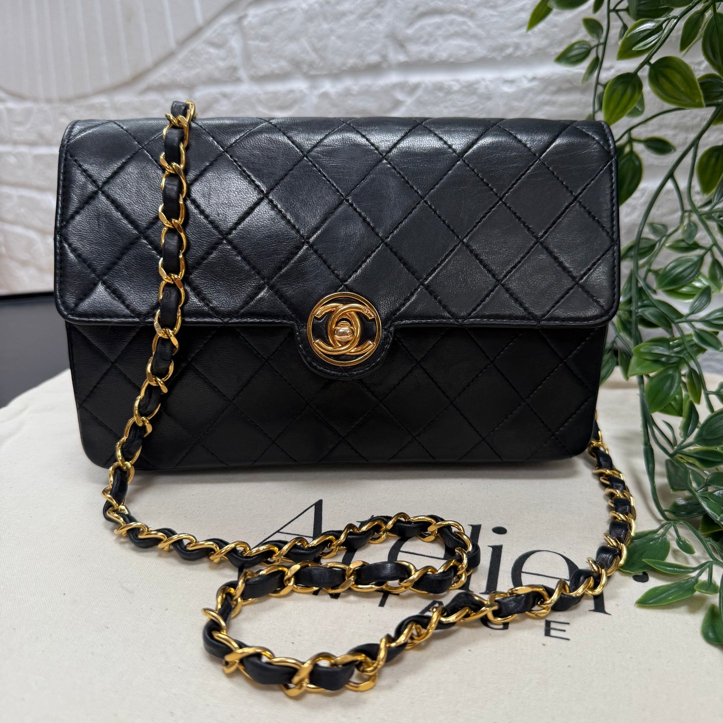 Chanel 1991 Circle CC Clasp Single Flap