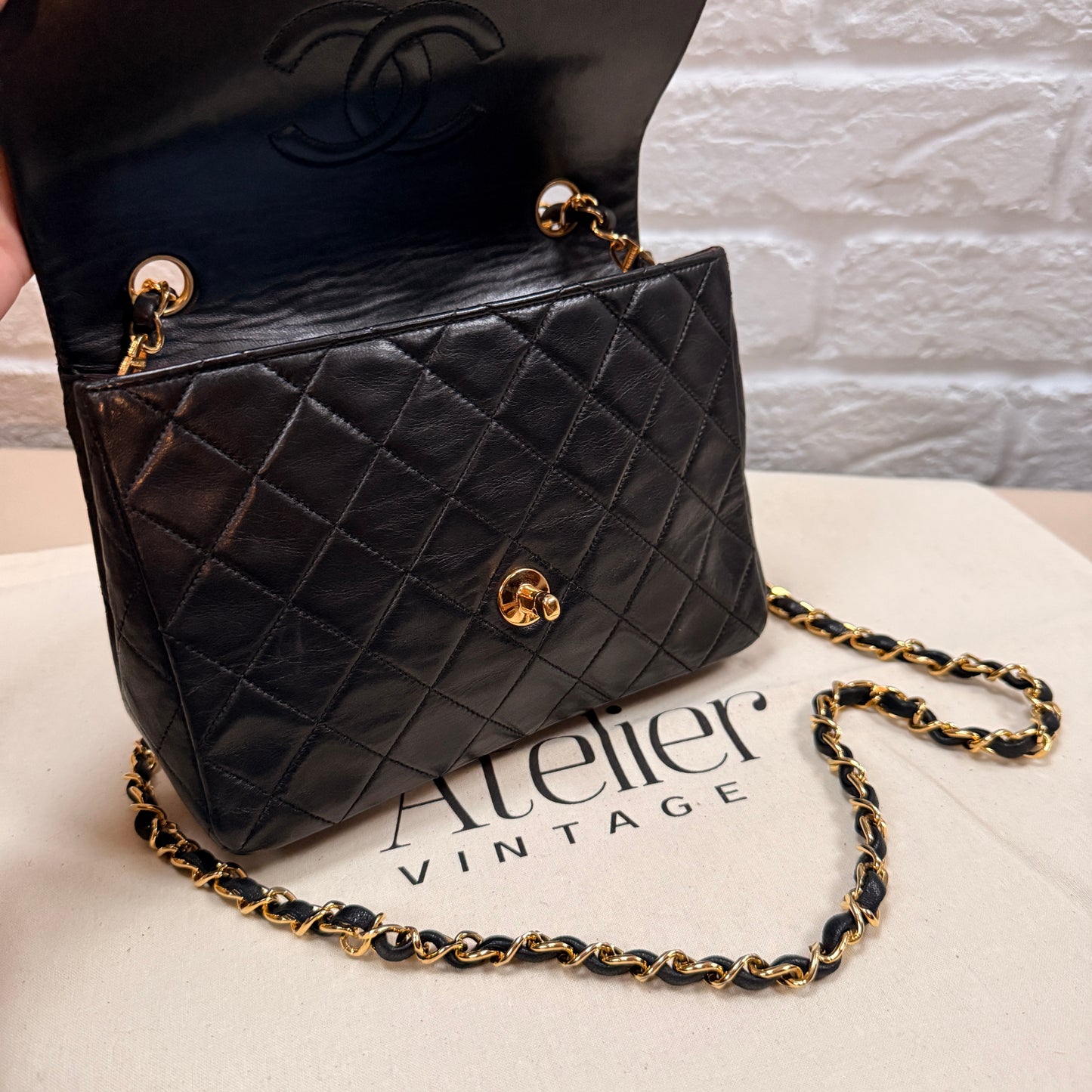 Chanel 1991 Classic Square Single Flap Medium black