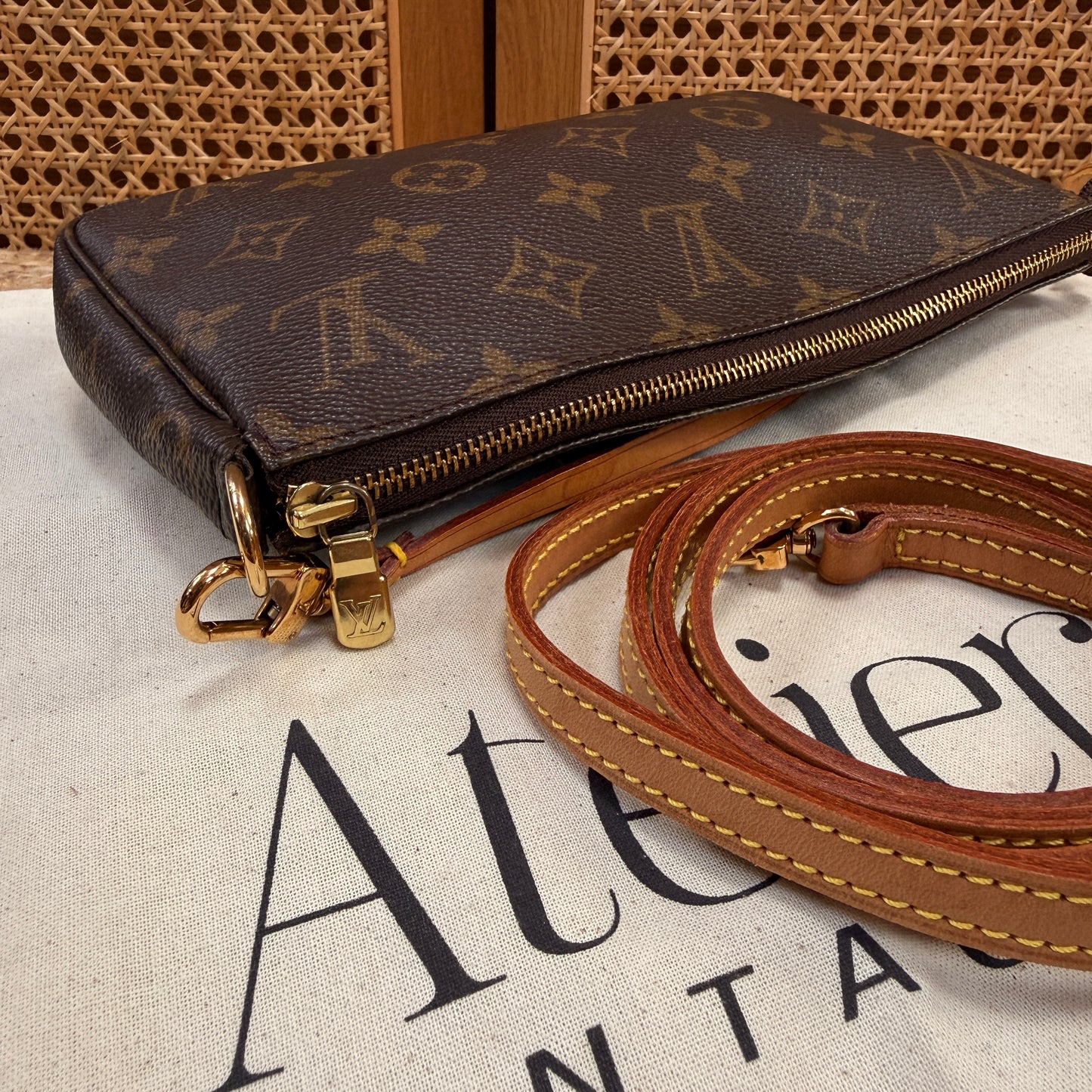 Louis Vuitton 2000 Pochette Accesssoires with second Crossbody Strap