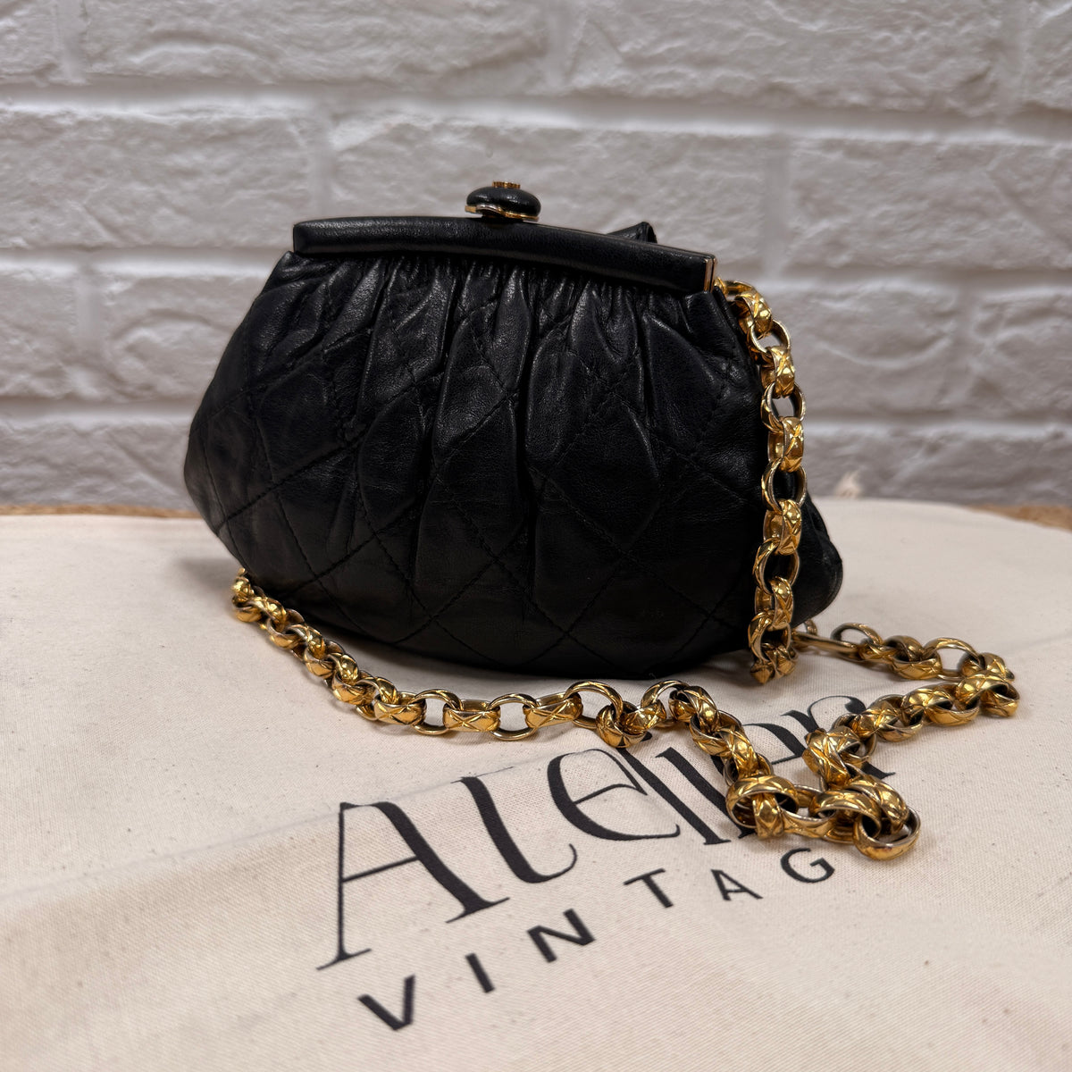 Chanel 1989 Rare Kisslock Bag