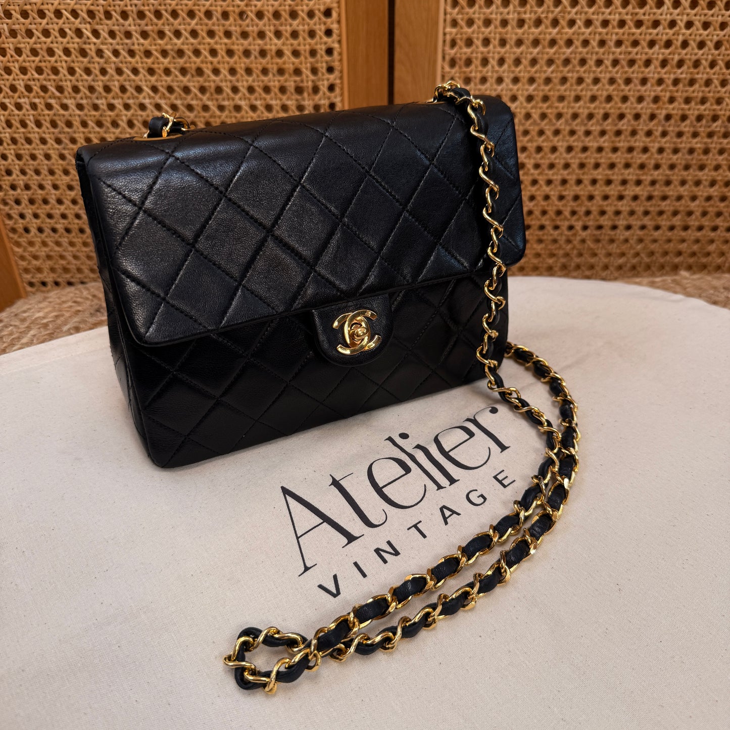 Chanel 1989 Classic Square Single Flap Medium black