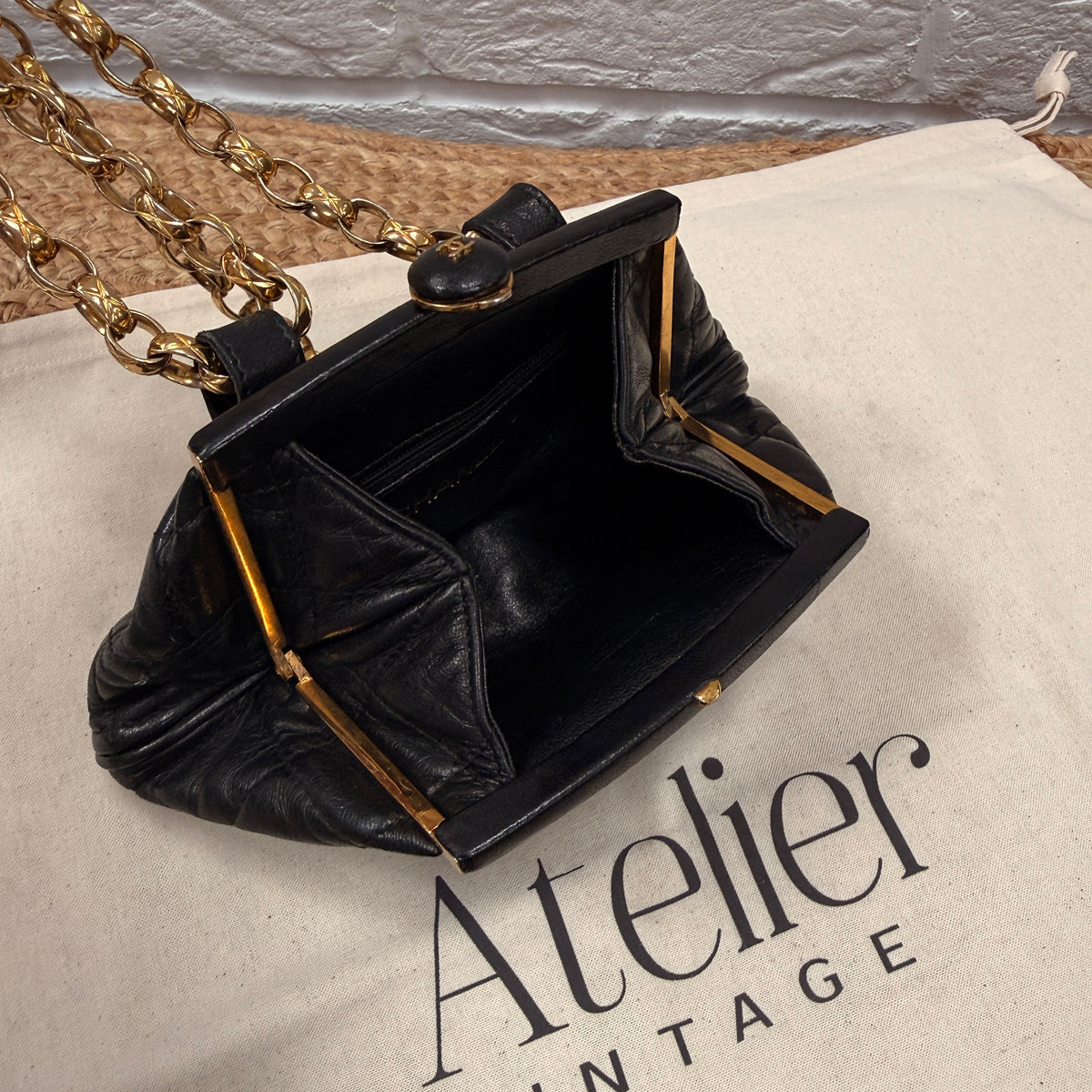 Chanel 1989 Rare Kisslock Bag