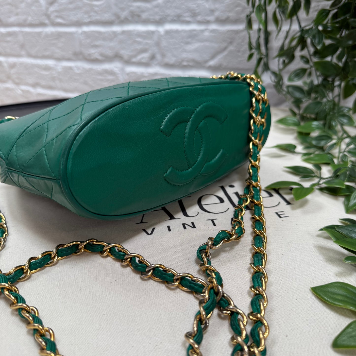 Chanel 1989 Emerald Green Cross Body Envelope Flap tassel bag