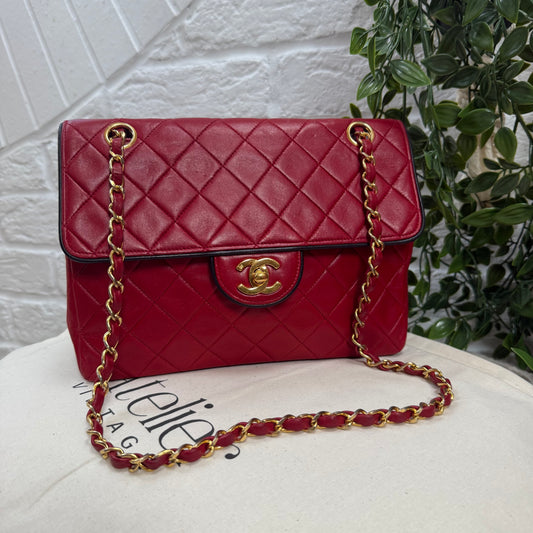 Chanel 1989 Rare Red with navy piping 25cm Square single flap