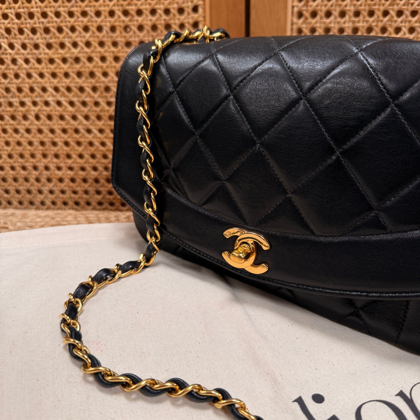 Chanel 1991 Vintage Classic Diana Small