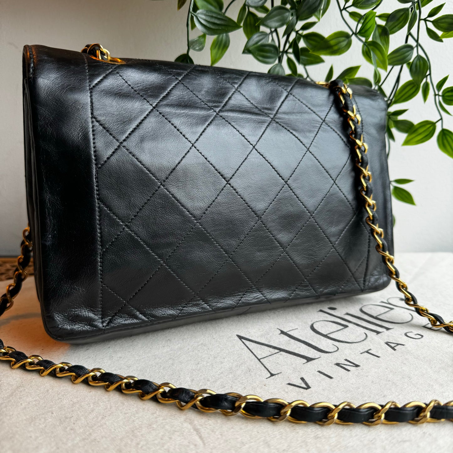 Chanel 1989 Vintage Quilted Single Flap