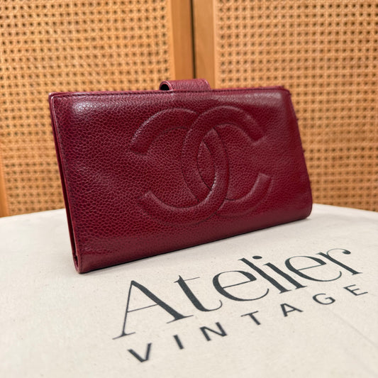 Chanel 1994 Caviar CC Quilted Card Kisslock Purse in Bordeaux