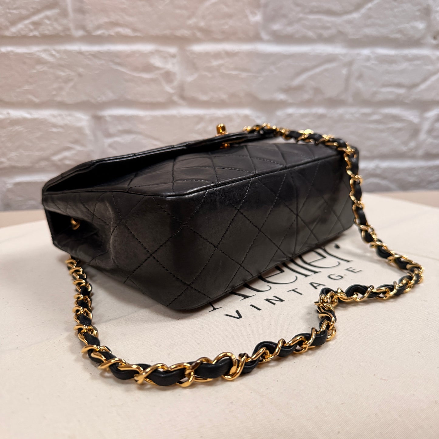 Chanel 1991 Classic Square Single Flap Medium black