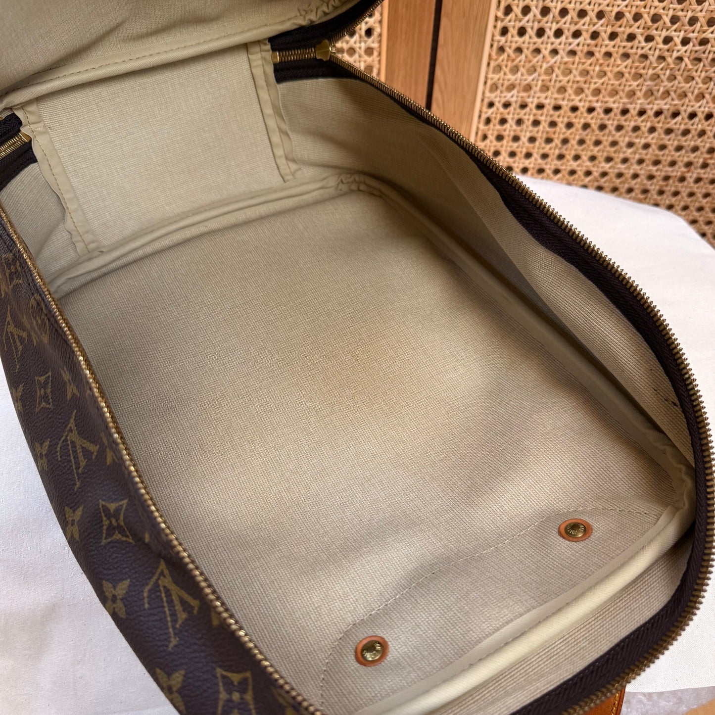 Louis Vuitton 1995 Excursion