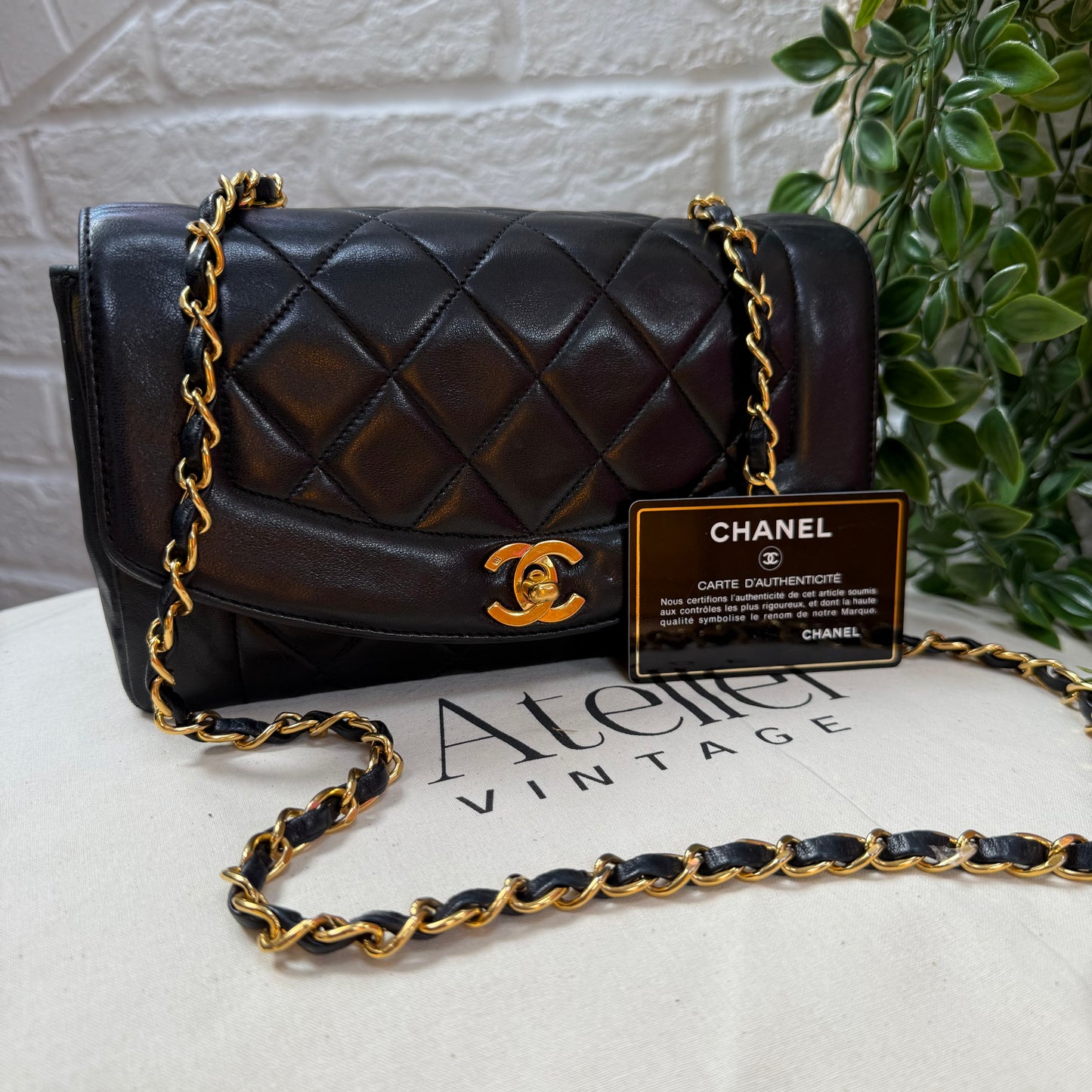 Chanel 1991 Vintage Classic Diana Small