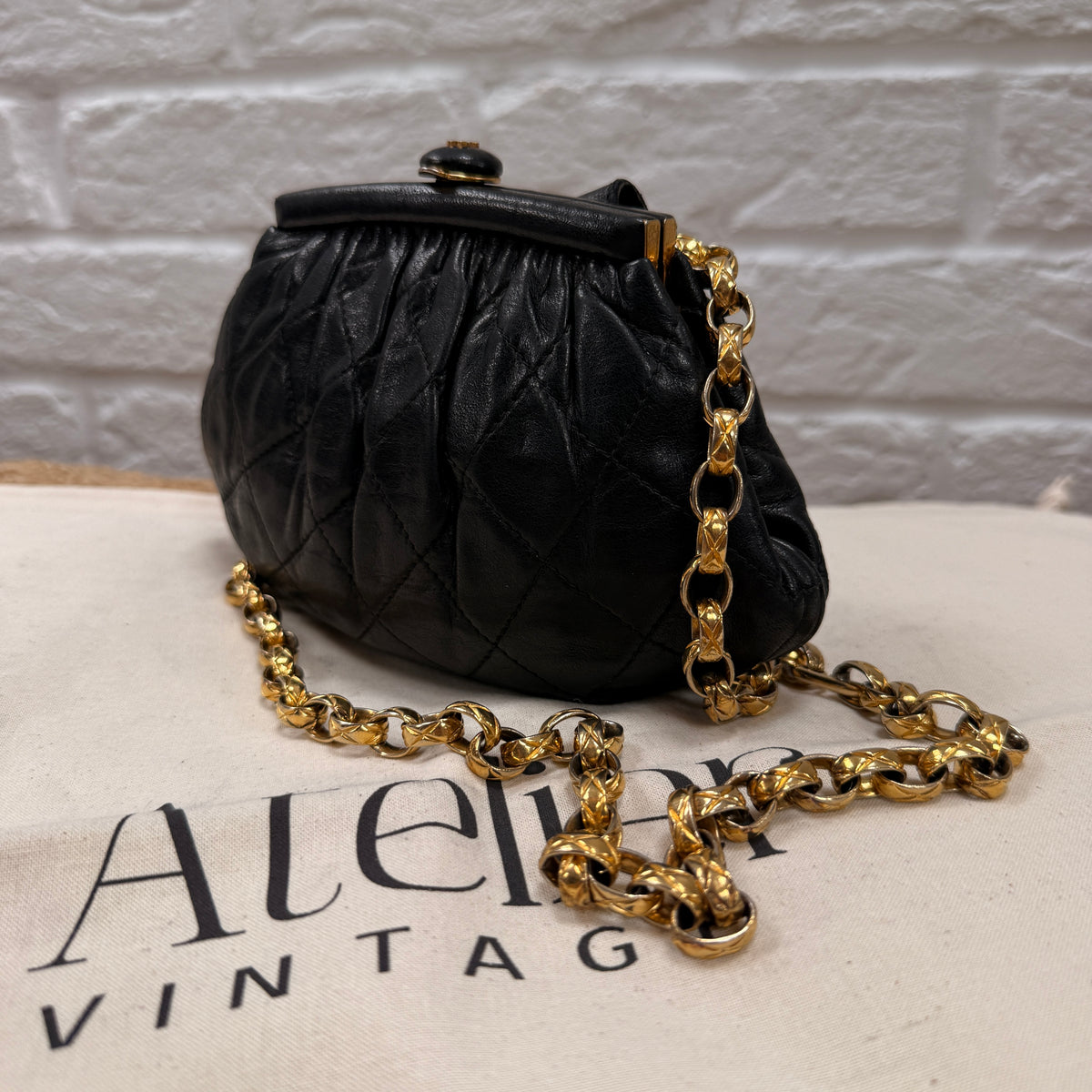 Chanel 1989 Rare Kisslock Bag