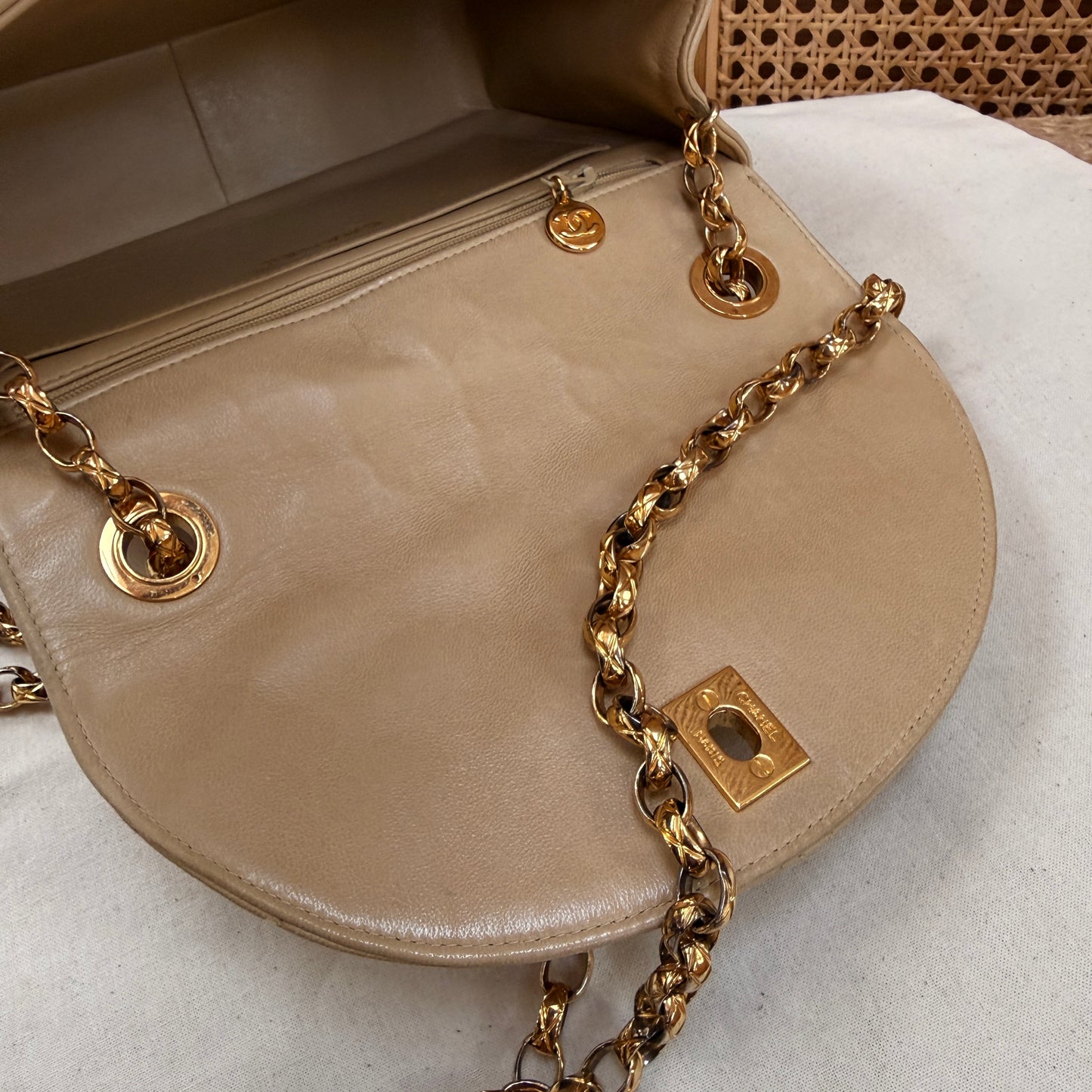 Chanel Ultra Rare Limited Edition Bijoux Chain in beige