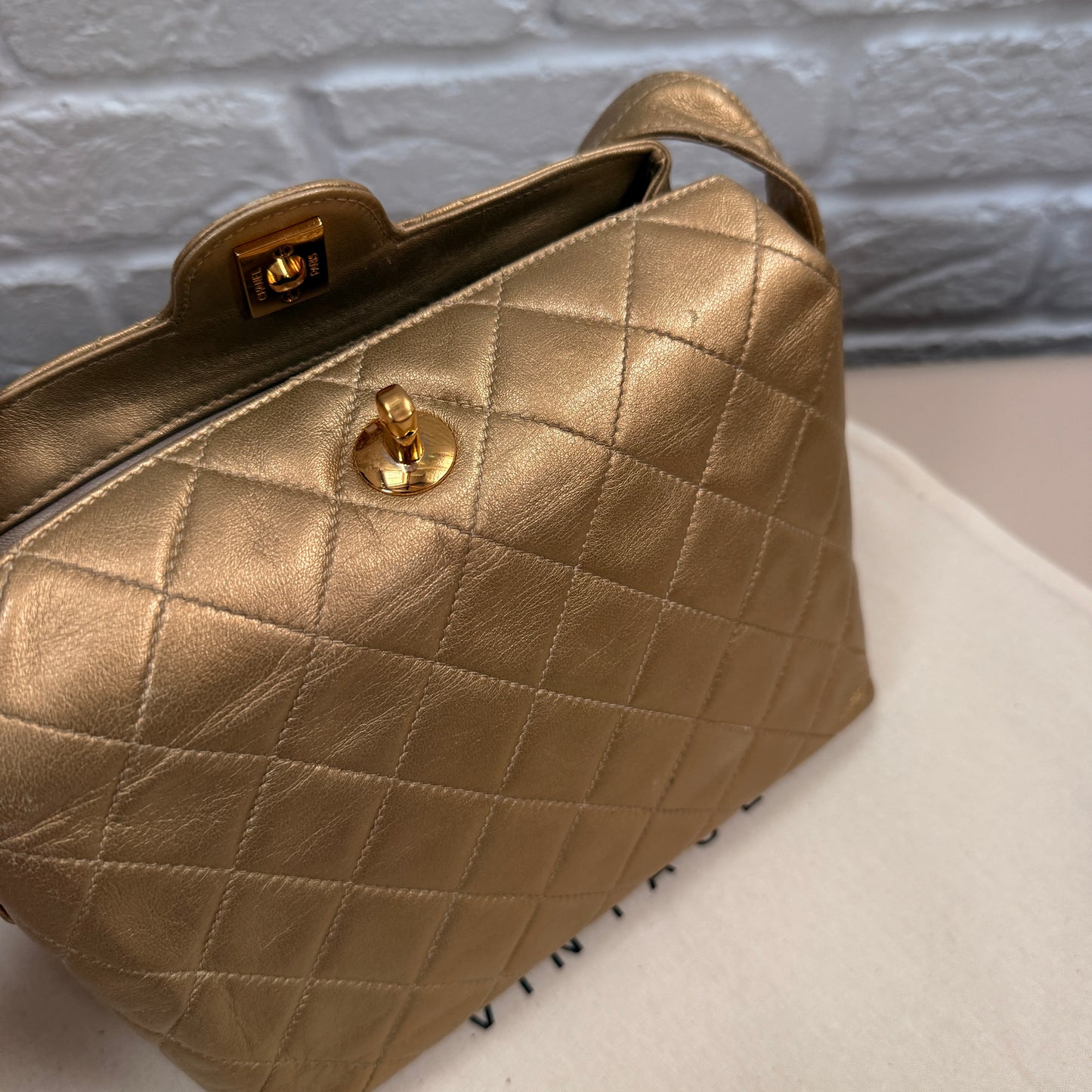 Chanel 1991 CC Turnlock closure cross body in gold Lambskin leather & 24k gold hardware