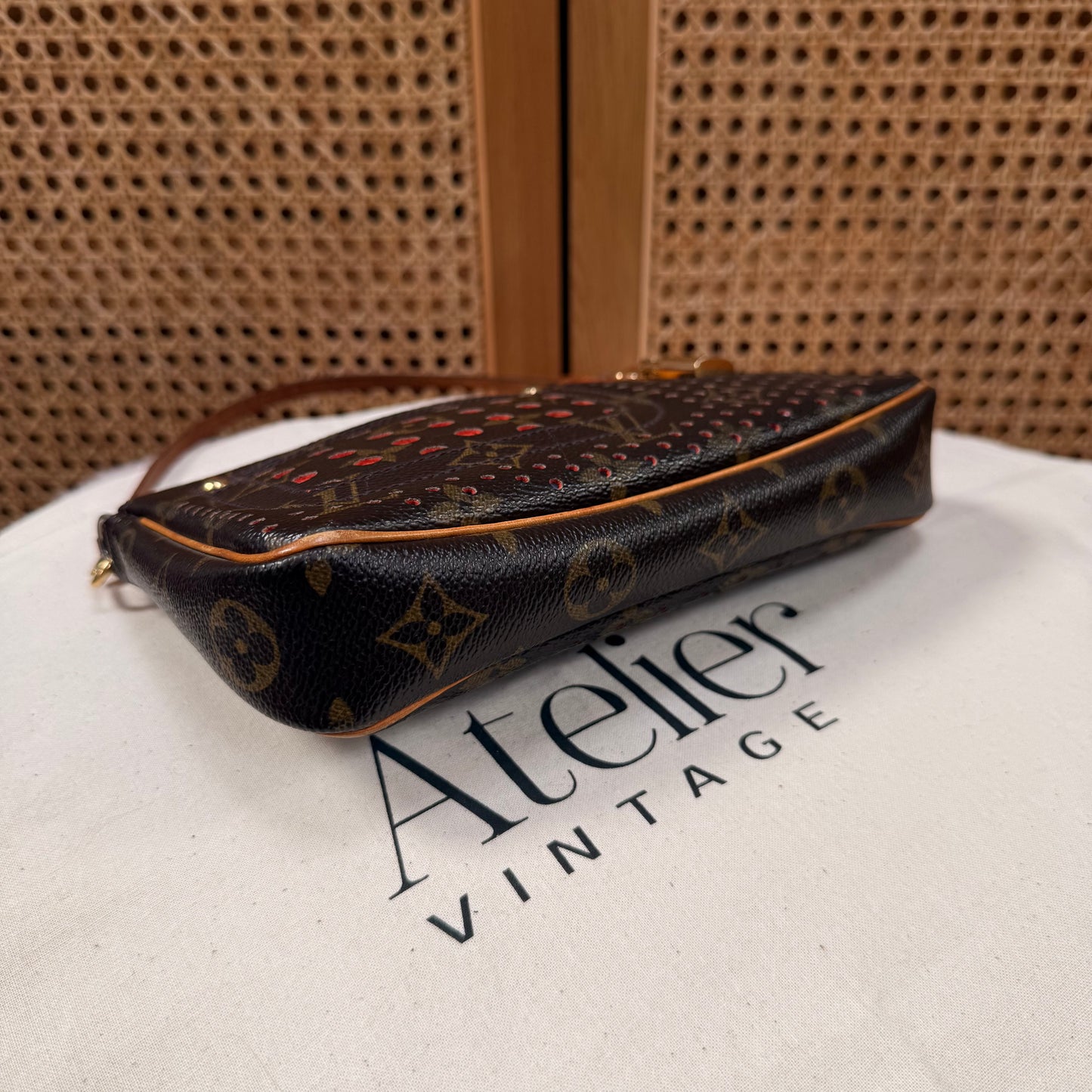 Louis Vuitton 1999 Pochette Accesssoires