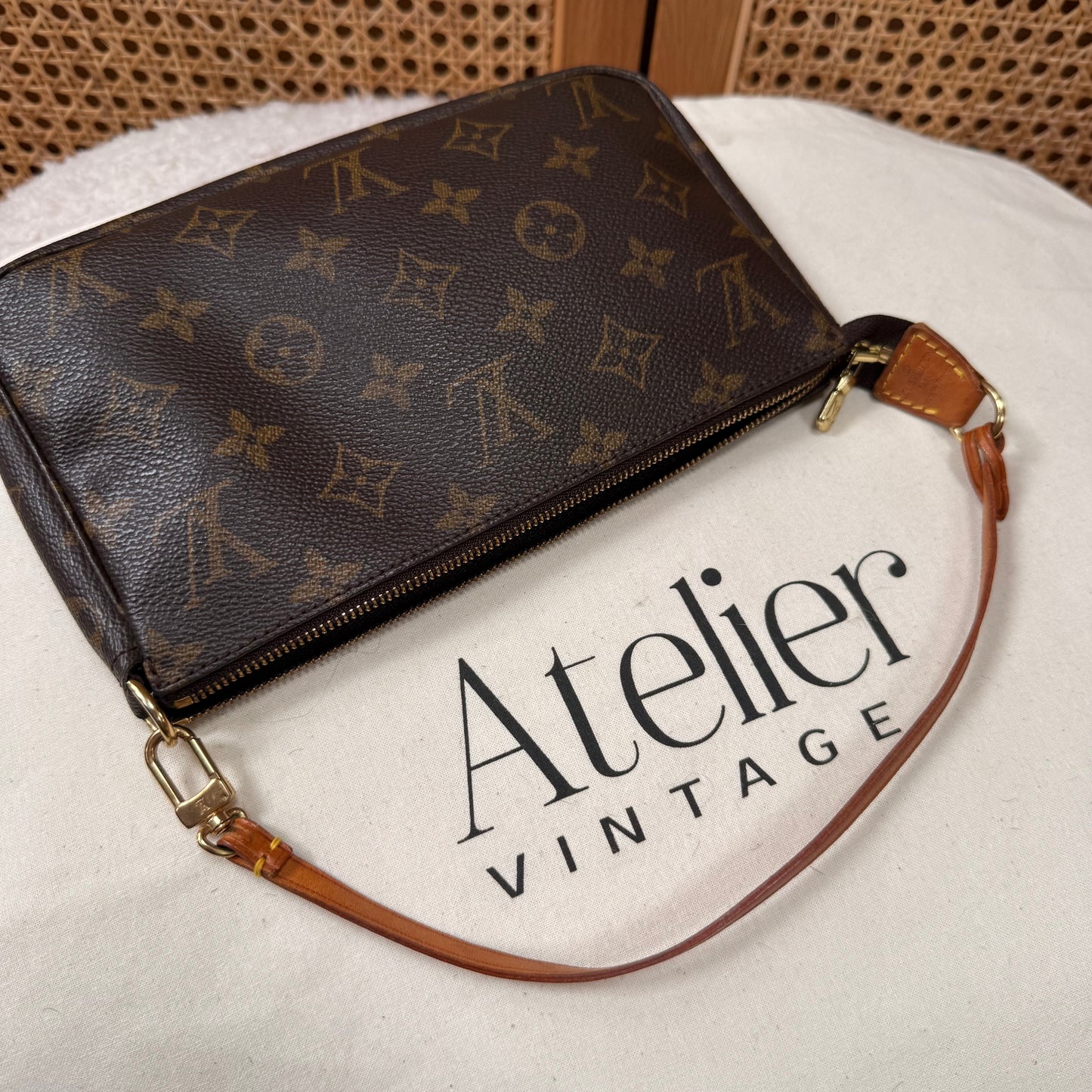 Louis Vuitton 1999 Pochette Accesssoires