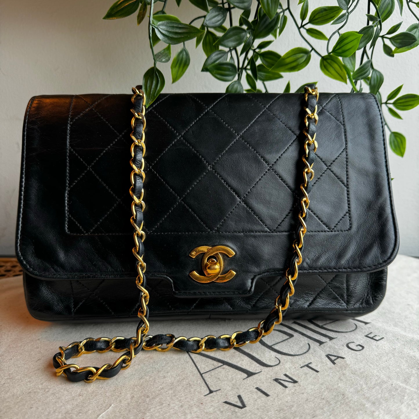 Chanel 1989 Vintage Quilted Single Flap