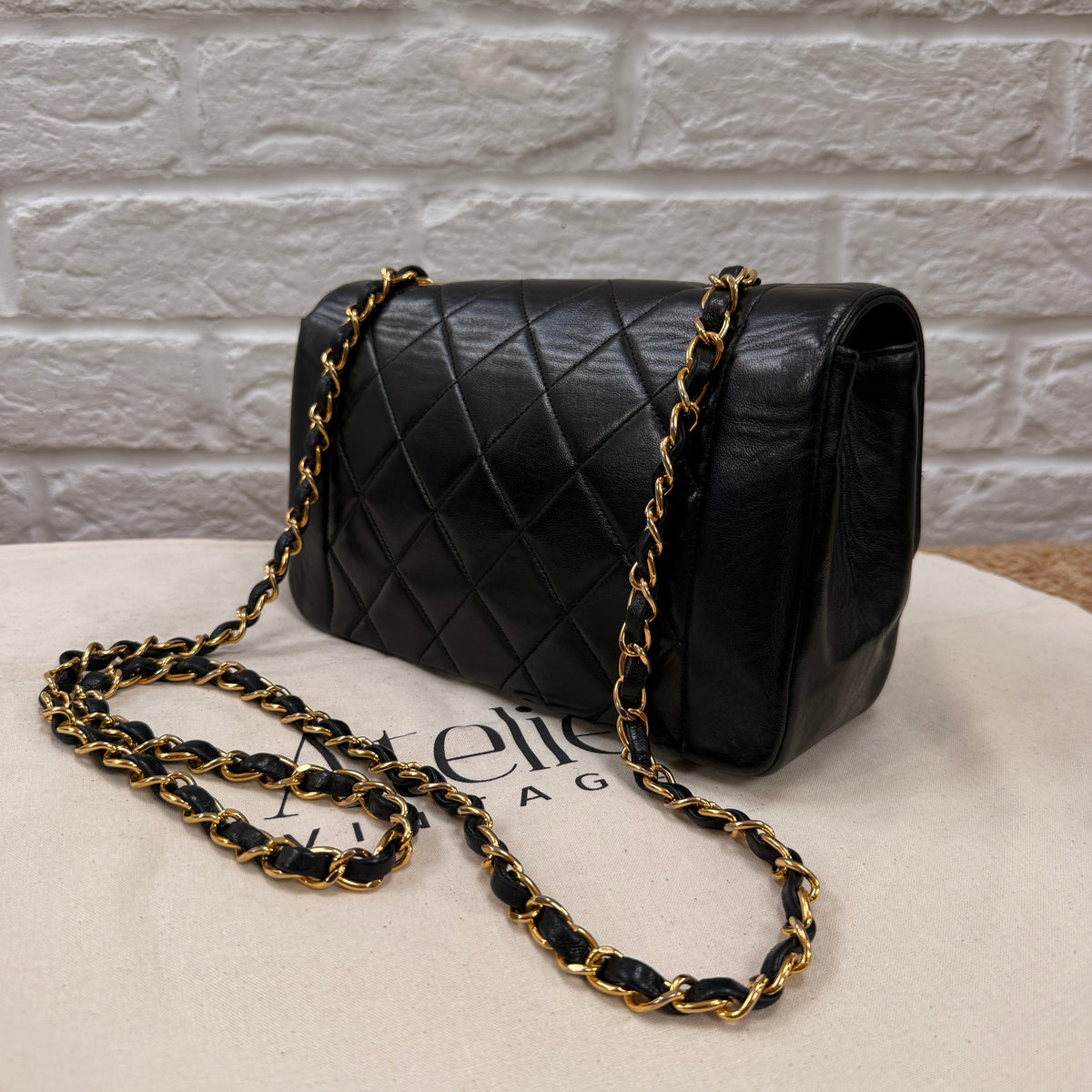 Chanel 1991 Vintage Classic Diana Small