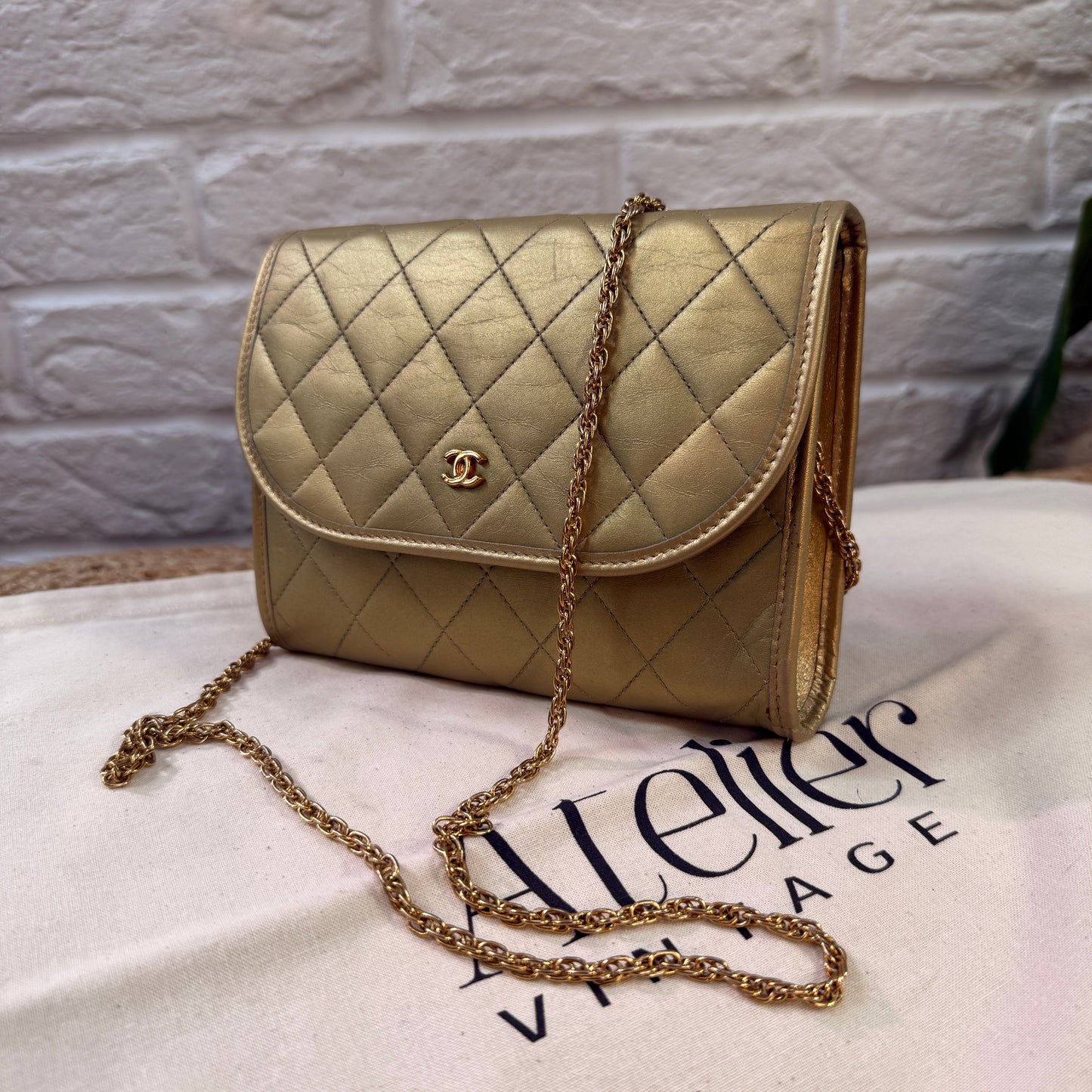 Chanel Early 1980s Rare Gold Lambskin Leather Single flap Cross Body