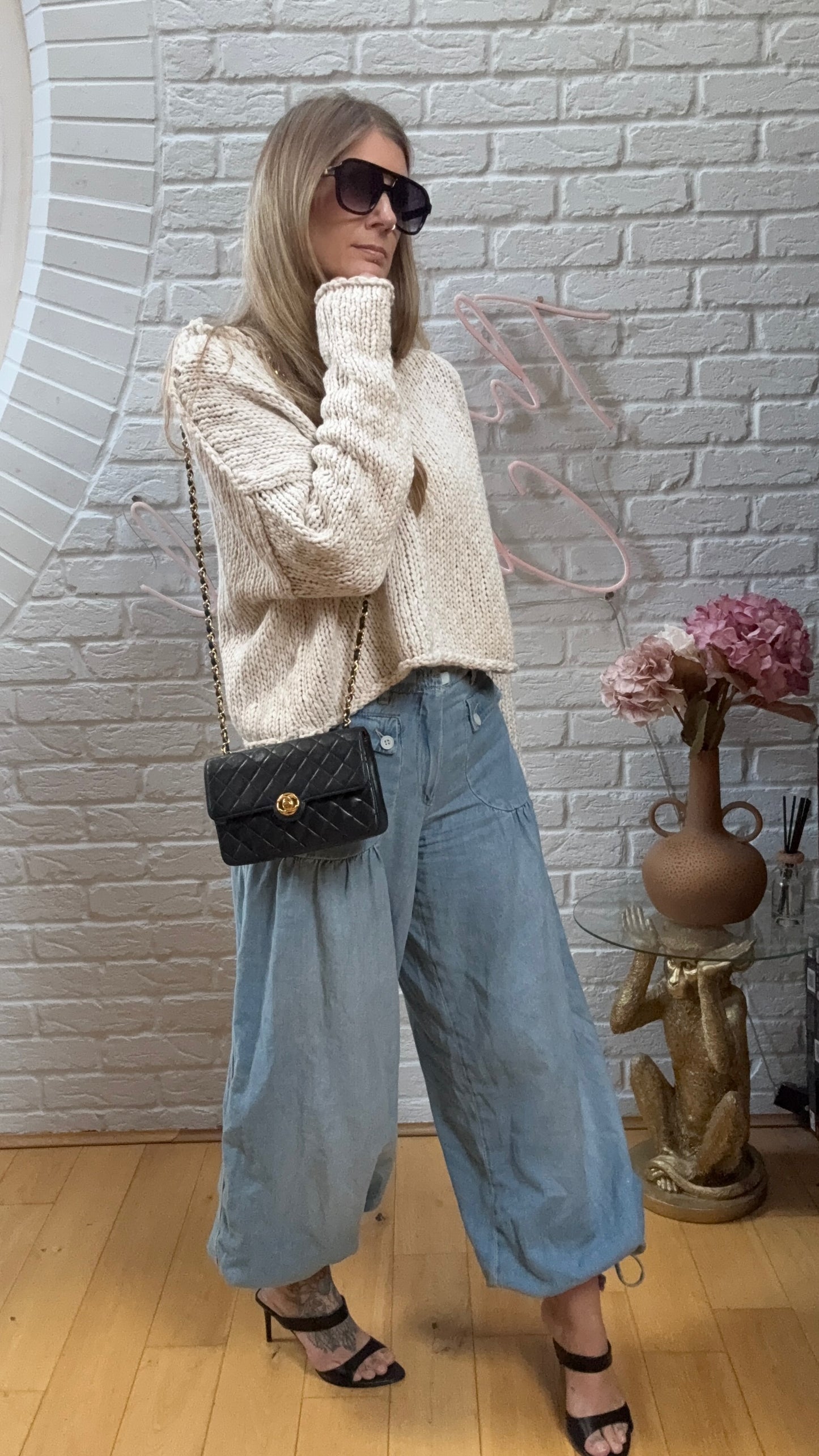 Chanel Paris limited Edition 1989 CC Circle single flap