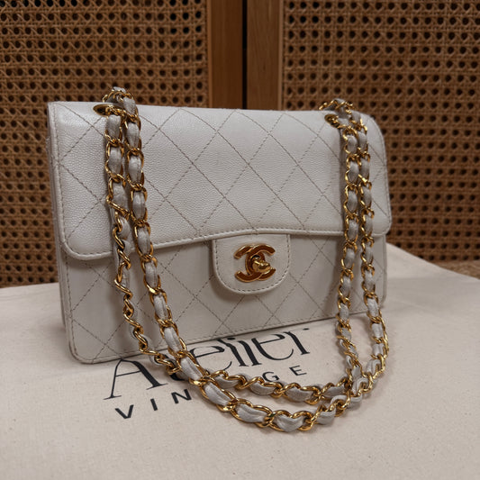 Chanel 1997 Ivory Caviar Single Flap
