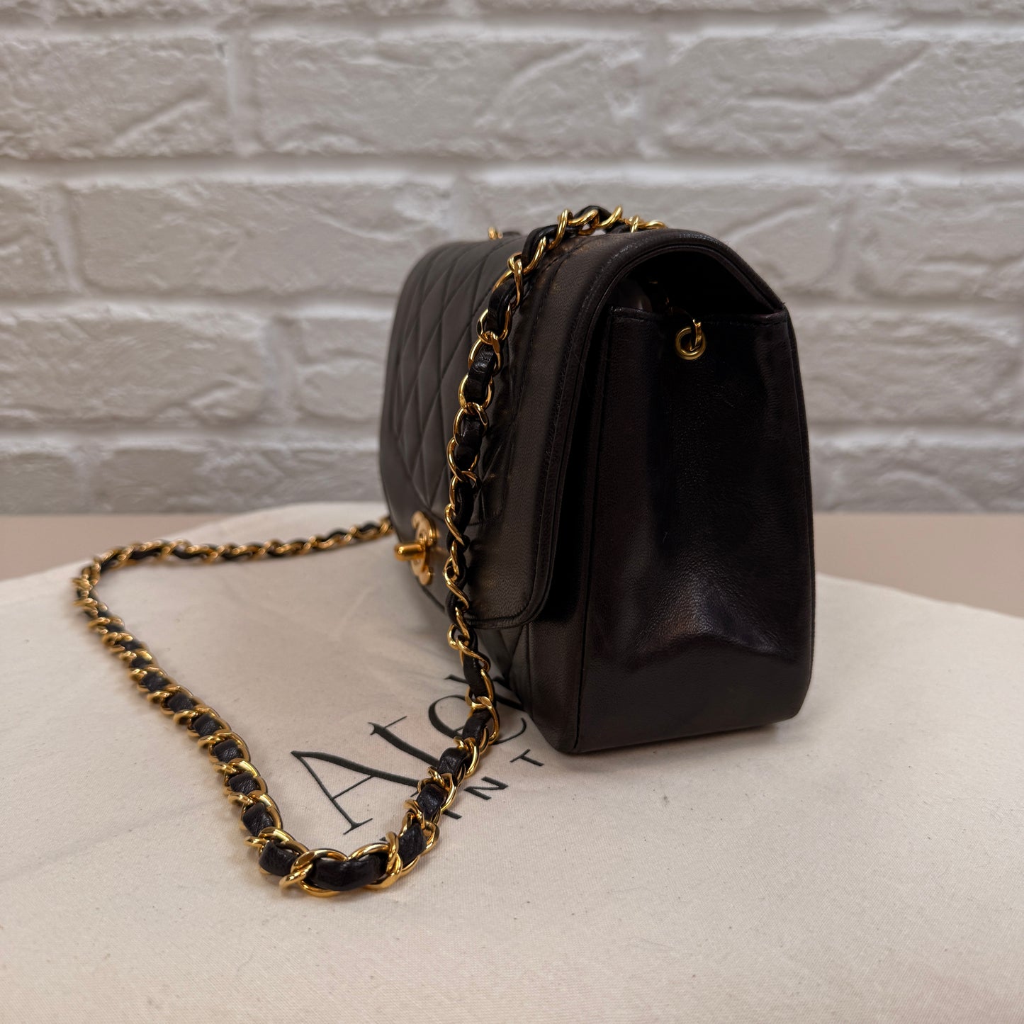 Chanel 1991 Vintage Classic Diana Small